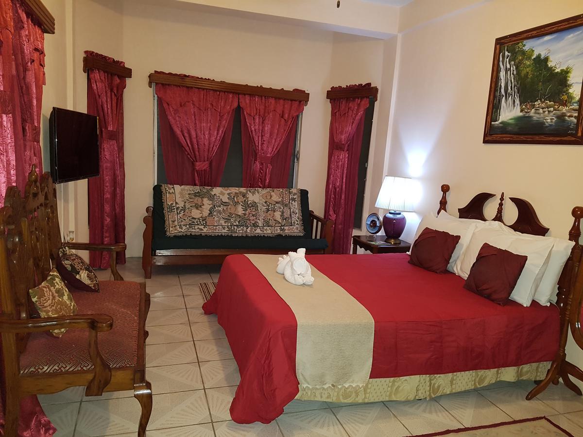 Beya Suites Punta Gorda Eksteriør billede